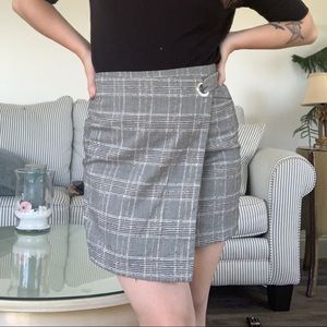 H&M PLAID MINISKIRT